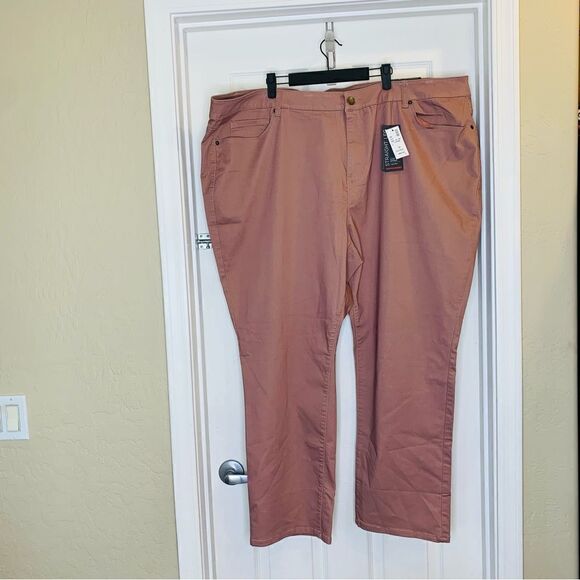 Avenue Denim Luxe Sateen Straight Leg Jeans Plus Size 32 Dusty Rose Color - Picture 3 of 12